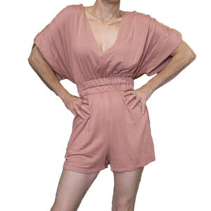 Romper V neckline Rushing on the sleeves soft pink color Size M LUCCA NWT